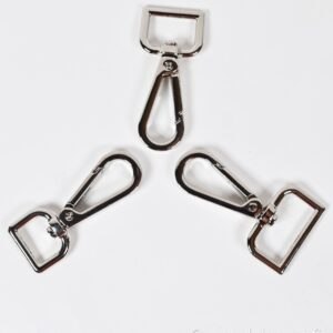 Jousihaka laukun hihnalle leikarilla 3 kokoa