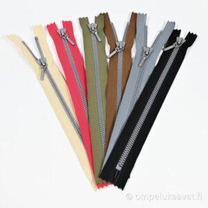 YKK metalux 8 mm umpiketju